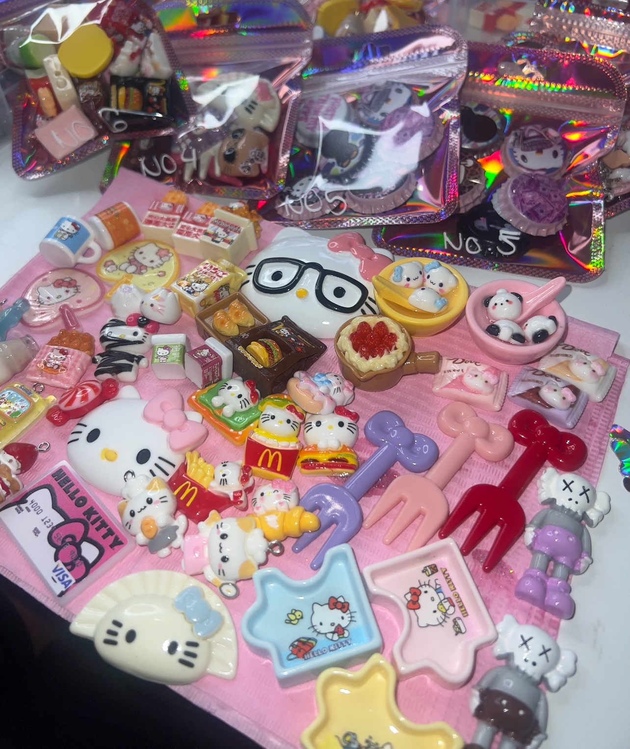 FOODIE CHARM PACK🍜✨